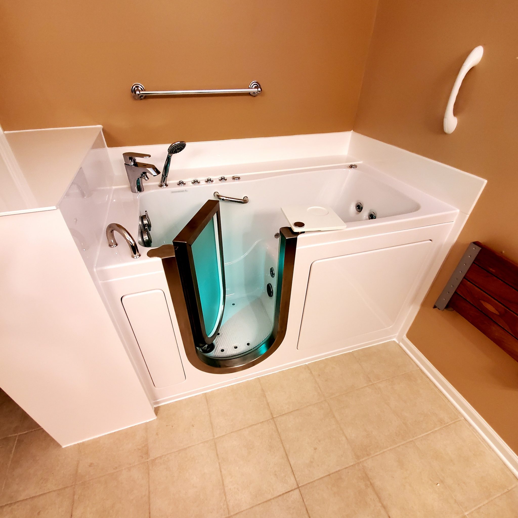 Walk-in bathtub